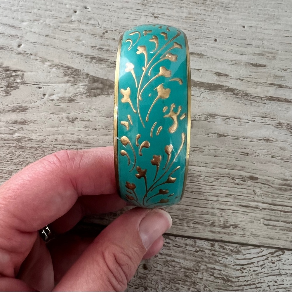 BEAUTIFUL Teal and Gold Floral Bangle Bracelet EUC!